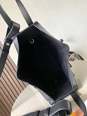 Loewe Compact Hammock Bag Black 20x19x14cm - 5