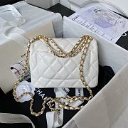 Chanel Flap Bag Lustrous Lambskin White Pearls 19.5x14.5x7.5cm - 6