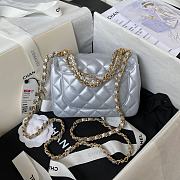 Chanel Mini Flap Bag Lustrous Lambskin Grey Pearls 17x12.5x5cm - 4