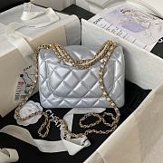 Chanel Flap Bag Lustrous Lambskin Grey Pearls 19.5x14.5x7.5cm - 4