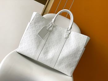 Louis Vuitton LV Sac Plat 24H White 44 x 33 x 18 cm