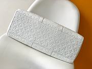 Louis Vuitton LV Sac Plat 24H White 44 x 33 x 18 cm - 3