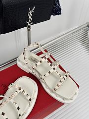 Valentino Garavani Rockstud Sandals White - 3