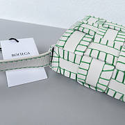 Bottega Veneta Cassette Intrecciato Bag White/parakeet 23x15x5.5cm - 4