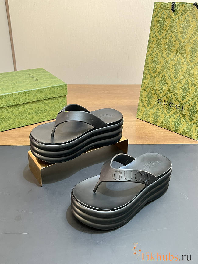 Gucci Slide Sandals Black  - 1