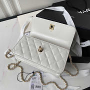 Chanel Flap Bag Top Handle White Lambskin 19cm - 4