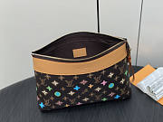 Louis Vuitton LV Pochette Voyage Souple Chocolate 30 x 21 x 7.5 cm - 2