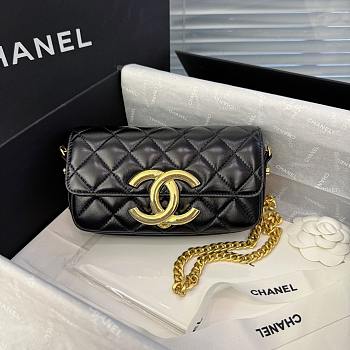 Chanel 23P Flap Bag Black Gold 18x10x3.5cm