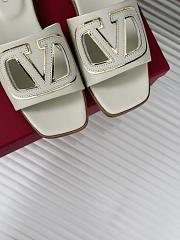 Valentino Garavani White Slides - 2