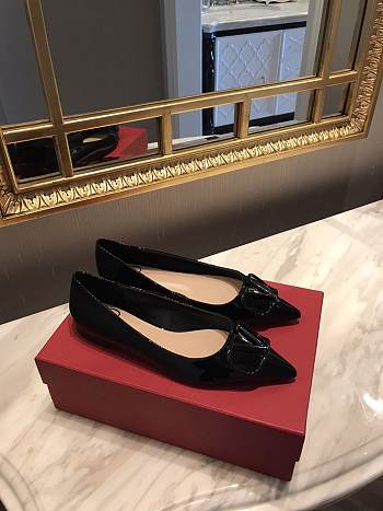 Valentino Garavani VLogo Leather Ballerina Black