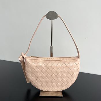 Bottega Veneta Half Moon Zipped Pink Shoulder Bag 23x15x4cm