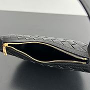 Bottega Veneta Half Moon Zipped Black Shoulder Bag 23x15x4cm - 5