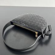 Bottega Veneta Half Moon Zipped Black Shoulder Bag 23x15x4cm - 4