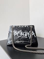 Balenciaga Crush Leather Shoulder Bag 30.9x19.8x6.8cm - 3