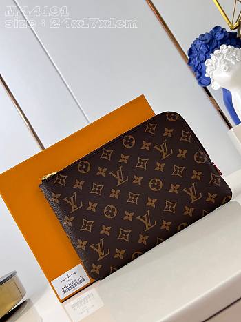 Louis Vuitton LV Etui Voyageur PM Clutch Bag Pouch 24x17x1cm