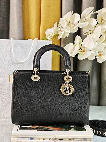 Dior Medium Lady D-Sire Bag Black Bull Leather 30x20x13cm