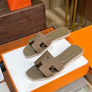 Hermes Oran Etoupe Slide  - 3