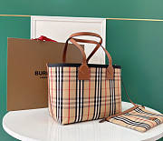 Burberry London Small Check Cotton Tote Briar Wood 44 x 16 x 24.5 cm - 5