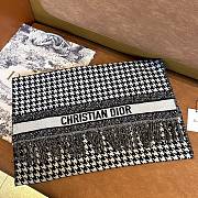 Dior Scarf 04 - 4