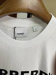 Burberry White T-shirt - 2