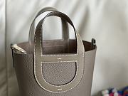 Hermes In The Loop Grey Bag 18cm - 6