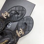 Chanel Black Lambskin Chain CC Logo Thong Sandals 5cm - 5