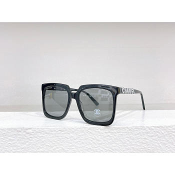 Chanel Square Suglasses Black