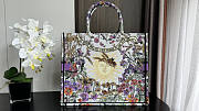 Dior Large Book Tote Ecru Multicolor Dior 4 Saisons 42 x 35 x 18.5 cm - 4