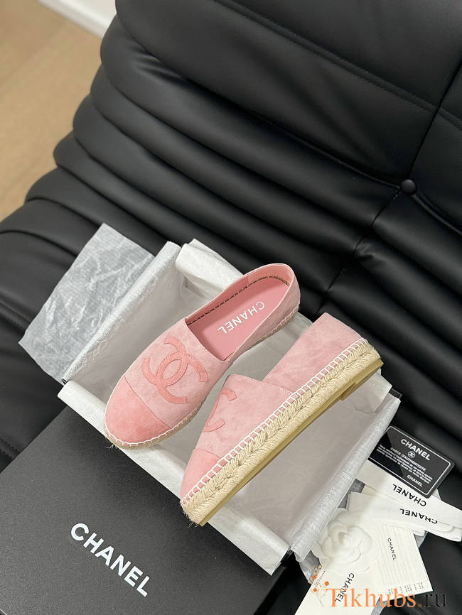 Chanel Espadrilles Pink Flat - 1