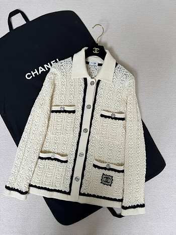 Chanel White Cardigan 02