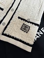 Chanel White Cardigan 02 - 2