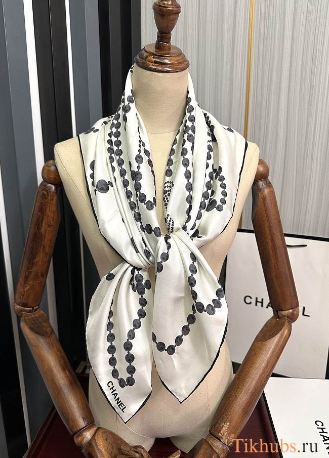 Chanel Scarf 90x90cm 02 - 1