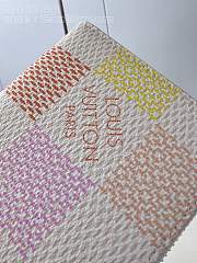 Louis Vuitton LV Zippy Wallet Peach Pink 19.5 x 10.5 x 2.5 cm - 3