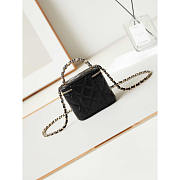 Chanel Mini Vanity Case Black 11x8.5x7cm - 4