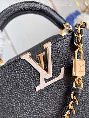 Louis Vuitton LV Capucines Black Bag 21x14x8cm - 5