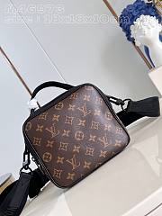 Louis Vuitton LV Quest Messenger Monogram 18 x 18 x 10 cm - 2