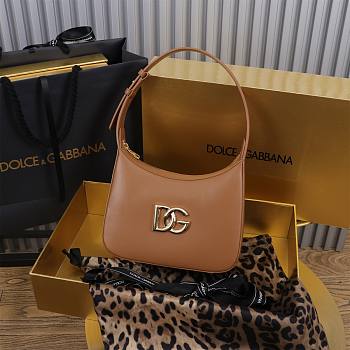 Dolce & Gabbana DG 3.5 Shoulder Bag Brown 22x18x6cm
