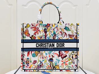 Dior Large Book Tote White Multicolor Fantastica 42 x 35 x 18.5 cm