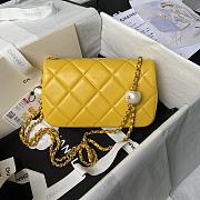 Chanel Flap Bag Yellow Gold 20.5x6.5x13cm - 5