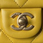 Chanel Flap Bag Yellow Gold 20.5x6.5x13cm - 2