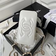 Chanel 24P Vanity Case White Lambskin 17cm - 5