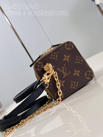Louis Vuitton LV Dice Bag Monogram 9.5 x 9.5 x 9.5 cm