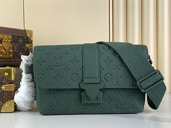 Louis Vuitton LV S-Cape Messenger Forest Green 28 x 16 x 10 cm 