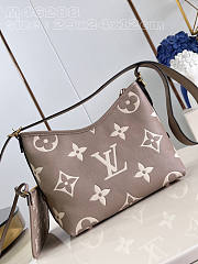 Louis Vuitton LV Carryall PM Grey Cream 29x24x12cm - 3