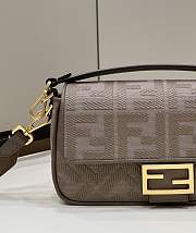 Fendi Baguette Shoulder Bag Brown 27x6x14cm - 3