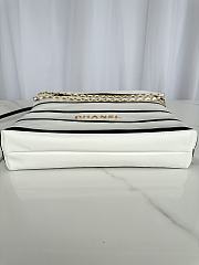 Chanel 22 Large Handbag White Black 39x42x8cm - 2