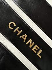 Chanel 22 Large Handbag Black White 39x42x8cm - 2