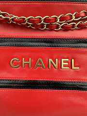 Chanel 22 Medium Handbag Red Black 35x37x7cm - 6