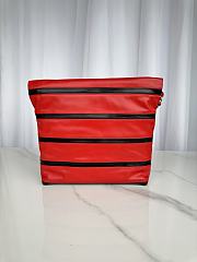 Chanel 22 Medium Handbag Red Black 35x37x7cm - 5