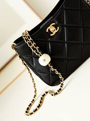 Chanel 24S Hobo Black Bag 13x18x7cm - 2